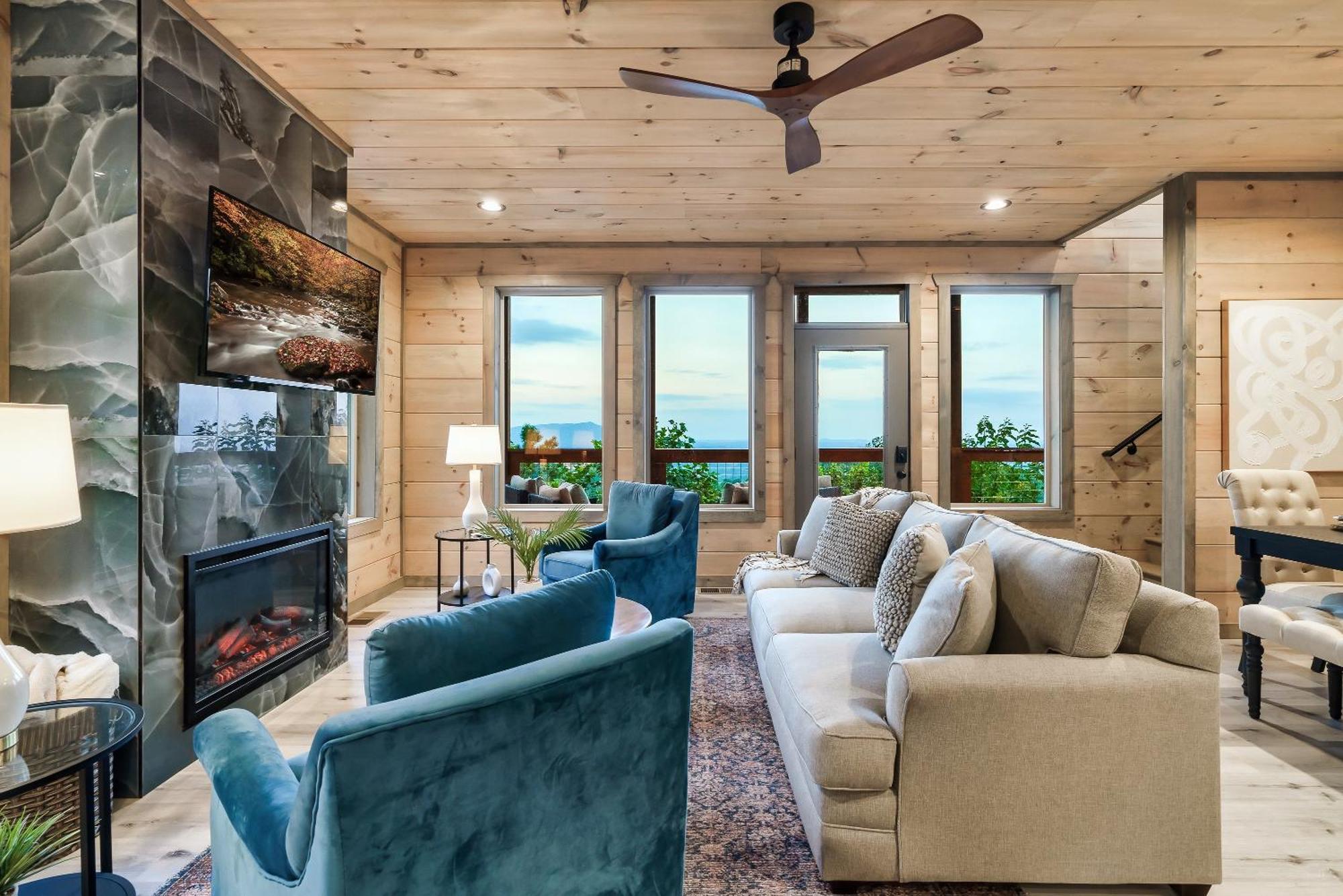 New Luxury Cabin With Stunning Mountainviews,Hottub, Firepit, Fireplace,2 Kingbeds, 2 Covereddecks,Bbqgrill, Shuffleboard And Pool Access Sevierville Esterno foto